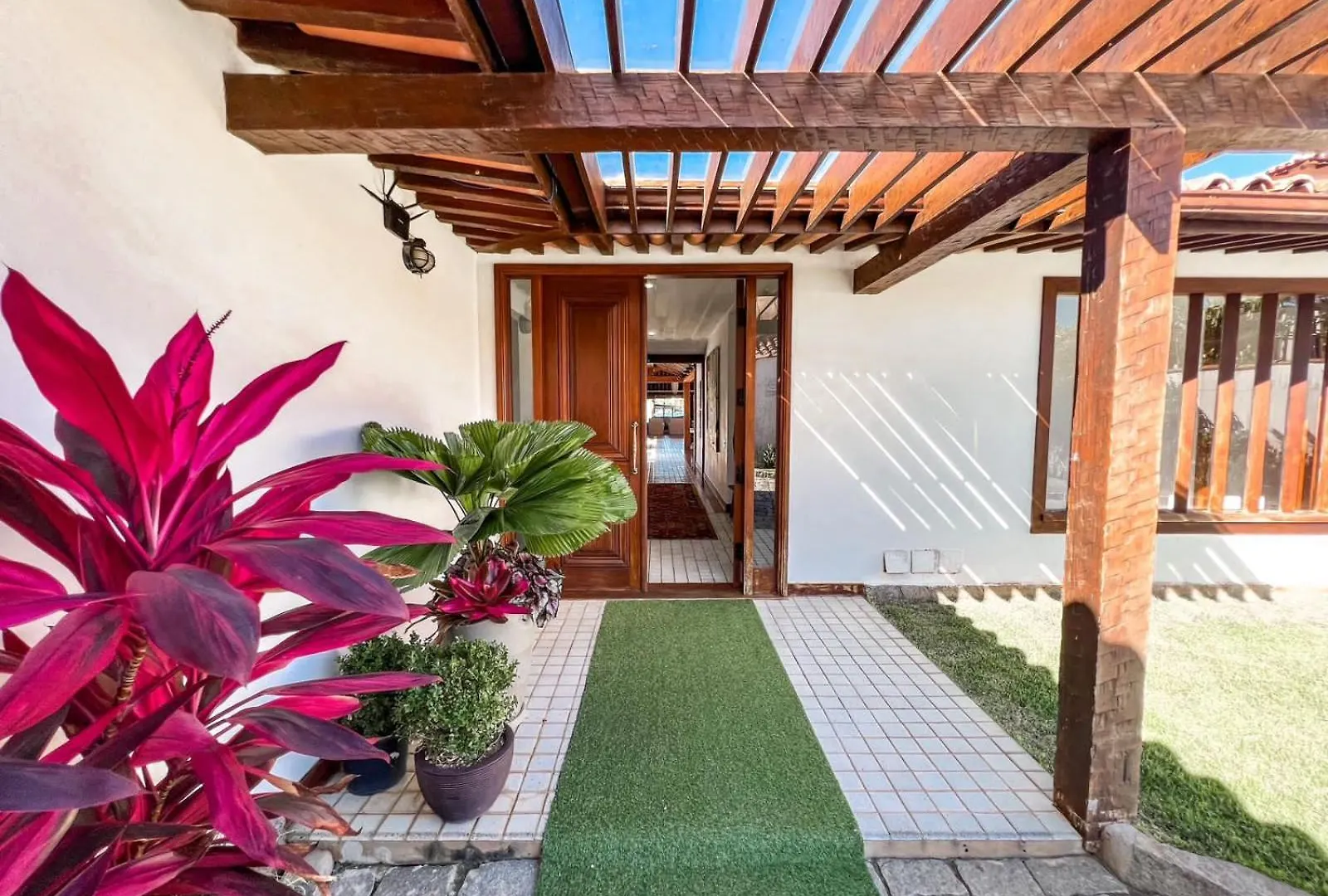 Casa Aurora, Pe Na Areia Na Praia Da Ferradura Búzios Villa